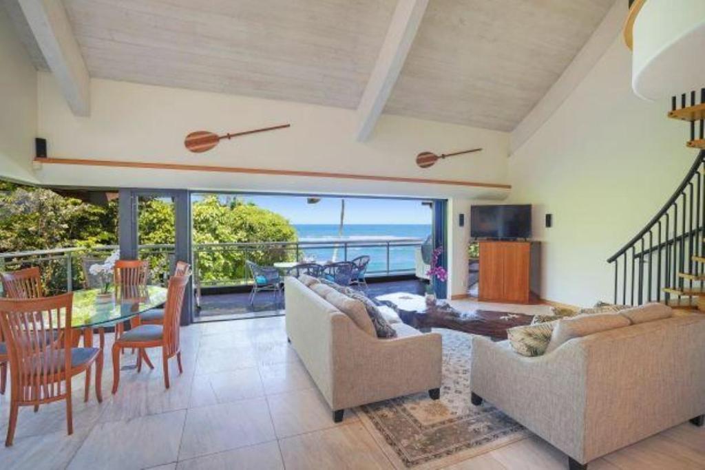 Luxury 2-Story Oceanfront Condo W/ Views & Pool Wailua  Zewnętrze zdjęcie